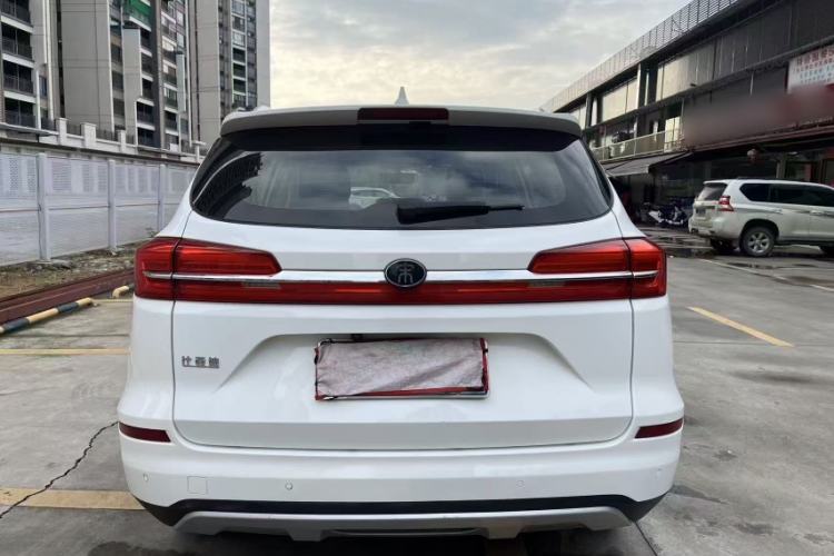 Used BYD Song 2020 Classic Edition 1.5T Automatic Elite Model Exterior 4