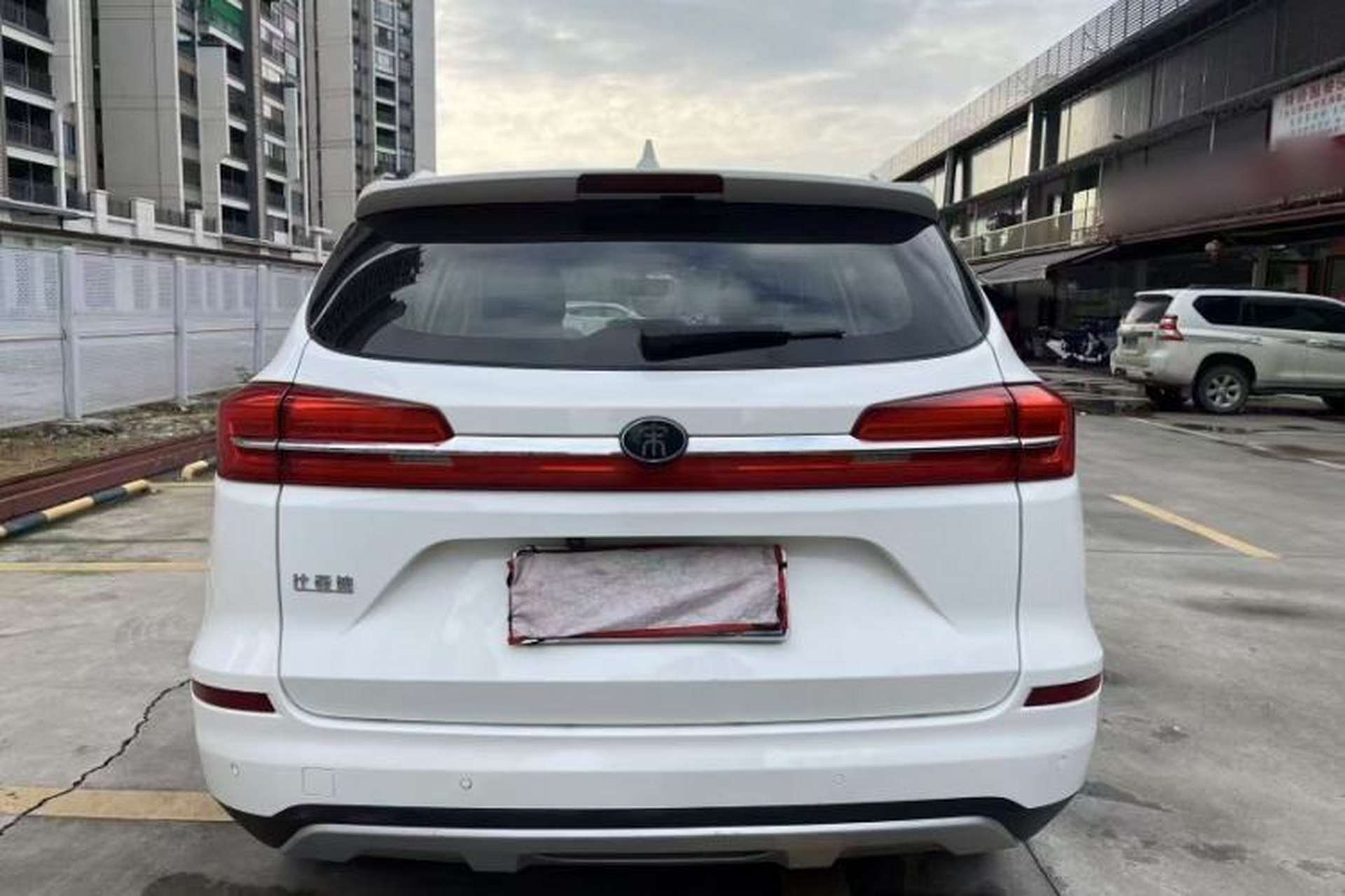 Used BYD Song 2020 Classic Edition 1.5T Automatic Elite Model Exterior 4
