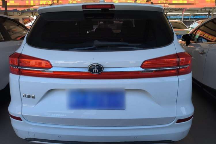 Used BYD Song 2020 Classic Edition 1.5T Automatic Elite Model Exterior 4