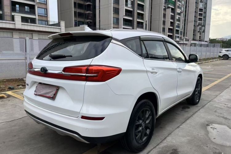 Used BYD Song 2020 Classic Edition 1.5T Automatic Elite Model Exterior 5