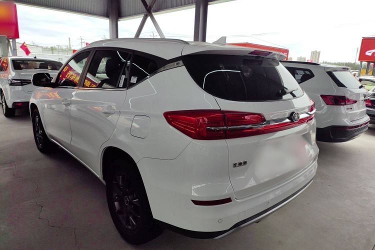 Used BYD Song 2020 Classic Edition 1.5T Automatic Elite Model Exterior 5