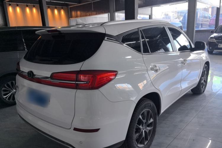 Used BYD Song 2020 Classic Edition 1.5T Automatic Elite Model Exterior 5