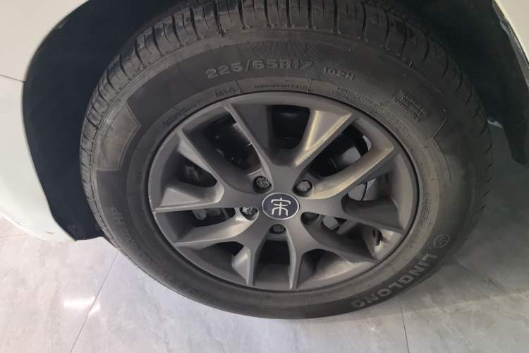 Used BYD Song 2020 Classic Edition 1.5T Automatic Elite Model Exterior 7