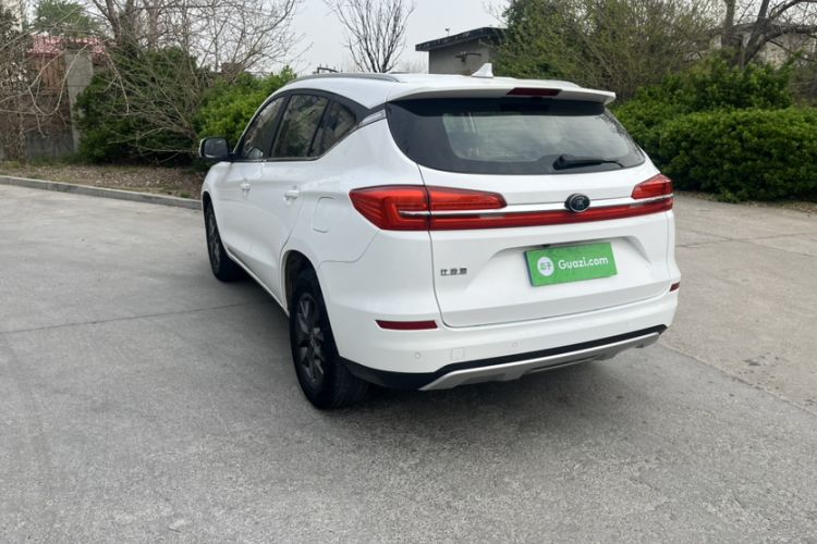 Used BYD Song 2020 Classic Edition 1.5T Automatic Elite Model Exterior 8