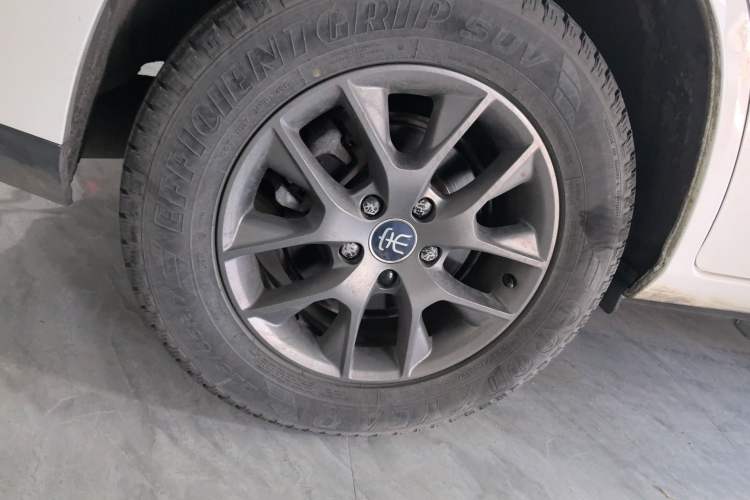 Used BYD Song 2020 Classic Edition 1.5T Automatic Elite Model Exterior 8