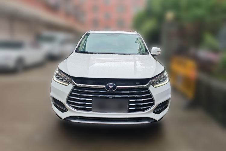 Used BYD Song 2020 Classic Edition 1.5T Manual Luxury Model Front