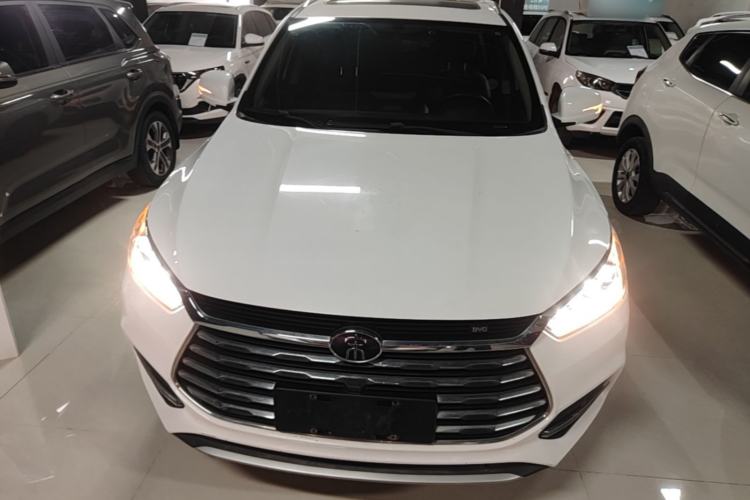 Used BYD Song 2020 Classic Edition 1.5T Manual Luxury Model Front