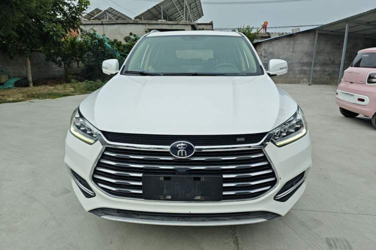 Used BYD Song 2020 Classic Edition 1.5T Manual Luxury Model Front