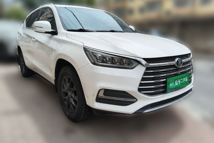 Used BYD Song 2020 Classic Edition 1.5T Automatic Elite Model Front Right 45 Deg