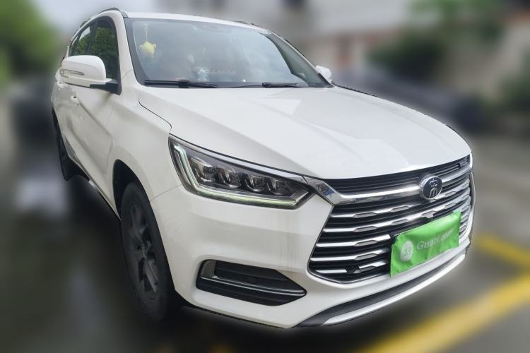 Used BYD Song 2020 Classic Edition 1.5T Automatic Elite Model Front Right 45 Deg