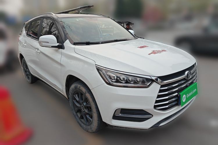 Used BYD Song 2020 Classic Edition 1.5T Automatic Elite Model Front Right 45 Deg