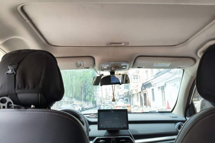 Used BYD Song 2020 Classic Edition 1.5T Automatic Elite Model Headliner