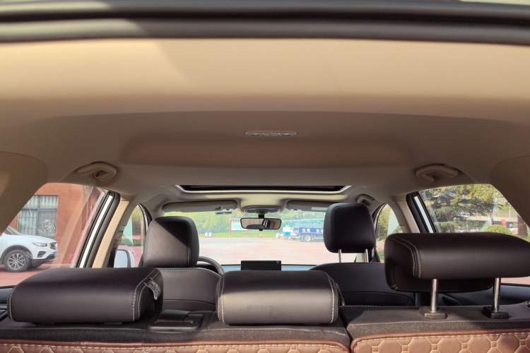 Used BYD Song 2020 Classic Edition 1.5T Automatic Elite Model Headliner