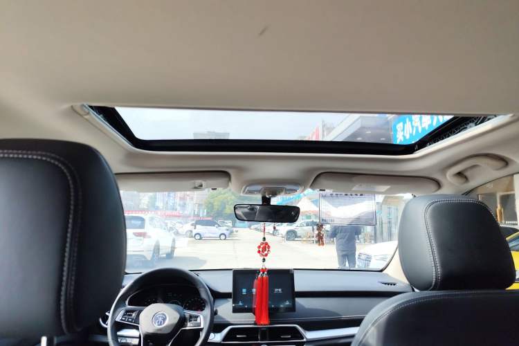 Used BYD Song 2020 Classic Edition 1.5T Automatic Elite Model Headliner