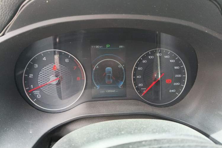 Used BYD Song 2020 Classic Edition 1.5T Automatic Elite Model Instrument Cluster
