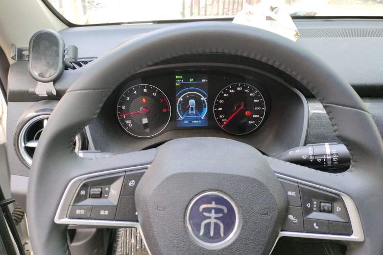 Used BYD Song 2020 Classic Edition 1.5T Automatic Elite Model Instrument Cluster
