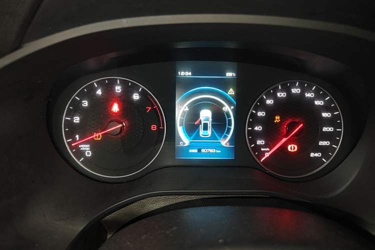 Used BYD Song 2020 Classic Edition 1.5T Manual Luxury Model Instrument Cluster