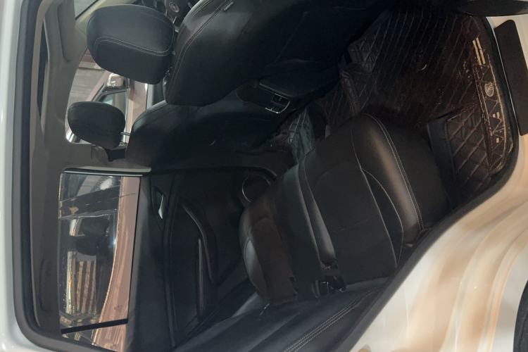 Used BYD Song 2020 Classic Edition 1.5T Automatic Elite Model Interior 1