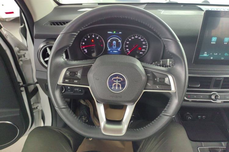 Used BYD Song 2020 Classic Edition 1.5T Automatic Elite Model Interior 2
