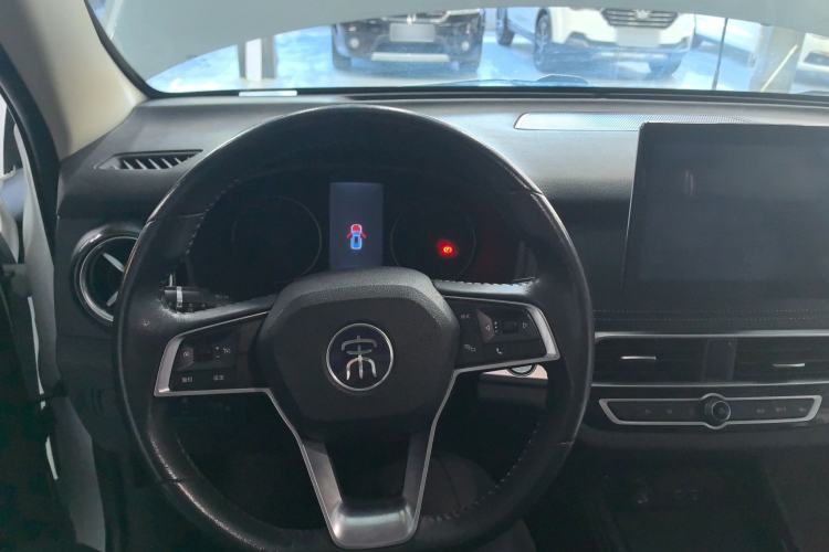 Used BYD Song 2020 Classic Edition 1.5T Automatic Elite Model Interior 2