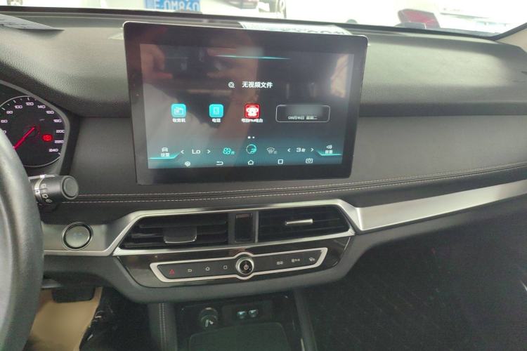 Used BYD Song 2020 Classic Edition 1.5T Automatic Elite Model Interior 3