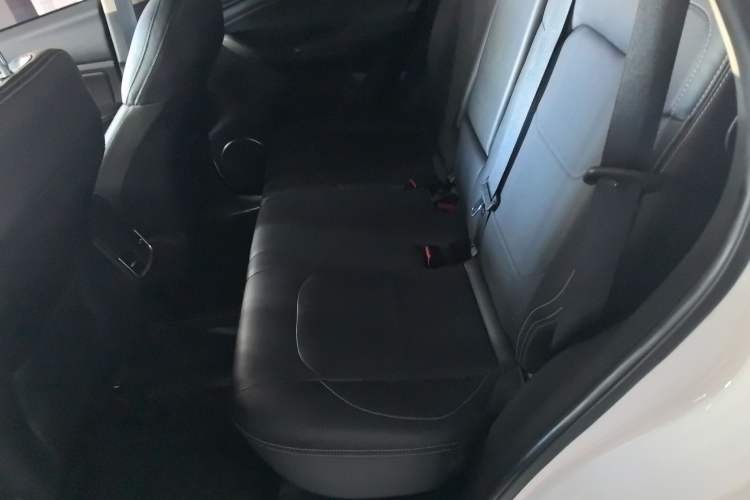 Used BYD Song 2020 Classic Edition 1.5T Automatic Elite Model Interior 4