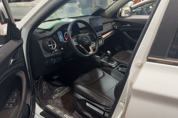 Used BYD Song 2020 Classic Edition 1.5T Automatic Elite Model Interior 5