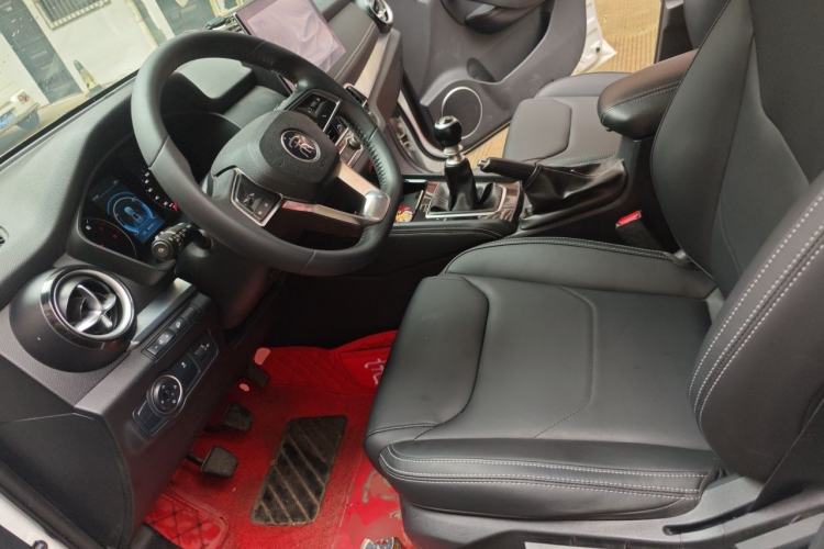 Used BYD Song 2020 Classic Edition 1.5T Manual Luxury Model Left Front Seat