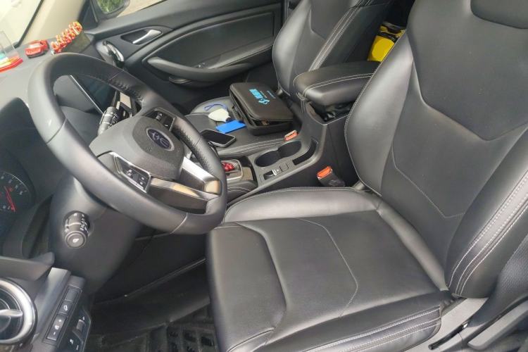 Used BYD Song 2020 Classic Edition 1.5T Automatic Elite Model Left Front Seat