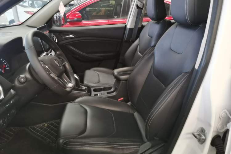 Used BYD Song 2020 Classic Edition 1.5T Automatic Elite Model Left Front Seat