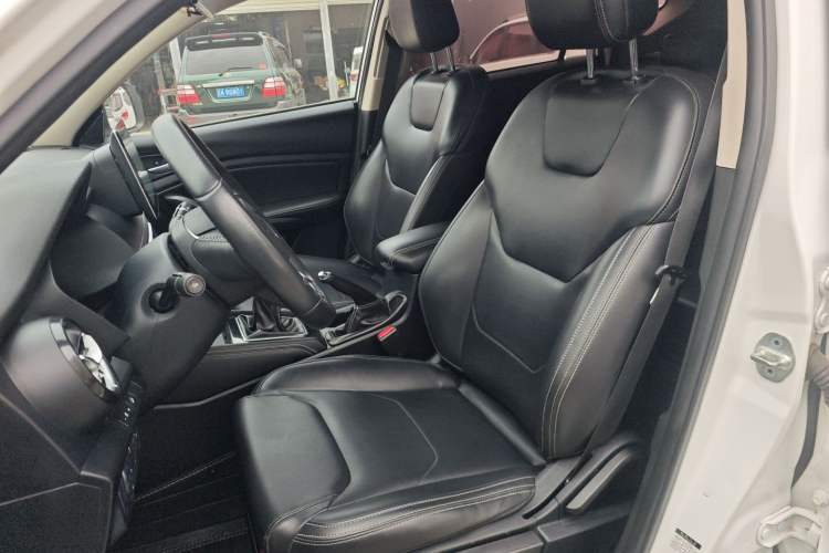 Used BYD Song 2020 Classic Edition 1.5T Manual Luxury Model Left Front Seat