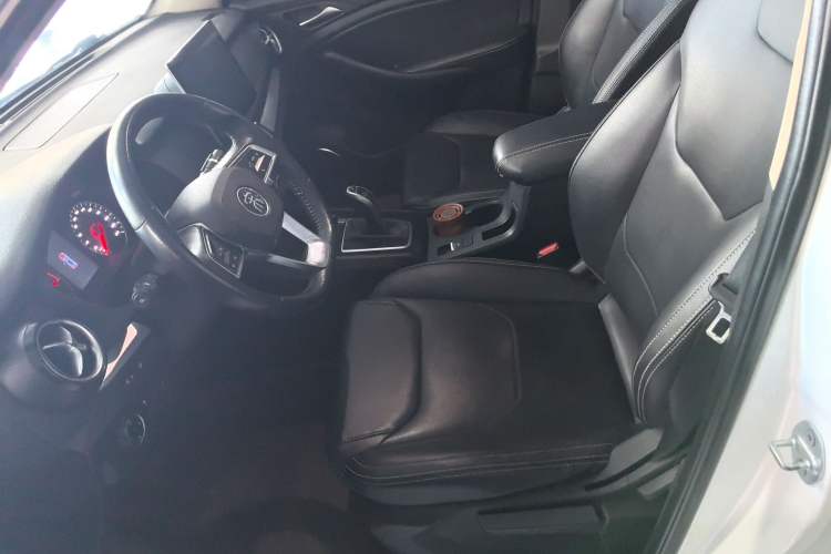 Used BYD Song 2020 Classic Edition 1.5T Automatic Elite Model Left Front Seat