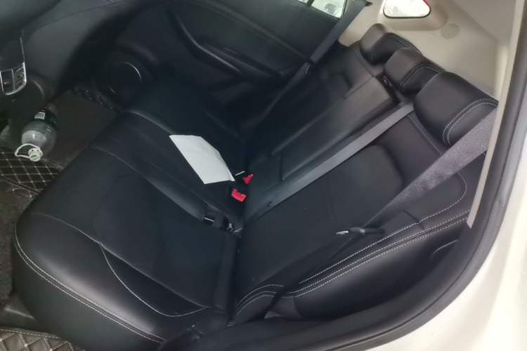Used BYD Song 2020 Classic Edition 1.5T Automatic Elite Model Left Rear Seat