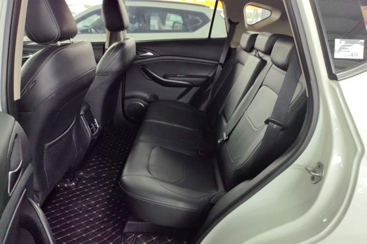 Used BYD Song 2020 Classic Edition 1.5T Automatic Elite Model Left Rear Seat