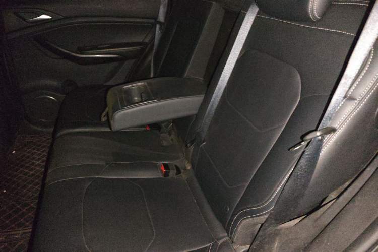 Used BYD Song 2020 Classic Edition 1.5T Manual Luxury Model Left Rear Seat