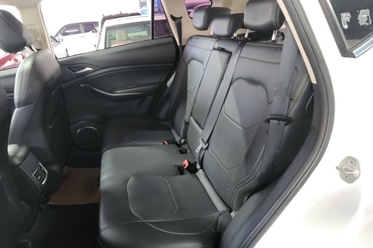 Used BYD Song 2020 Classic Edition 1.5T Manual Luxury Model Left Rear Seat