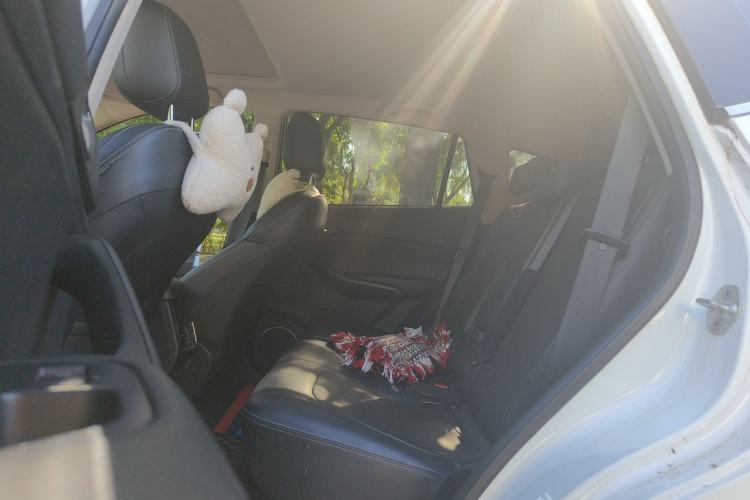 Used BYD Song 2020 Classic Edition 1.5T Automatic Elite Model Left Rear Seat