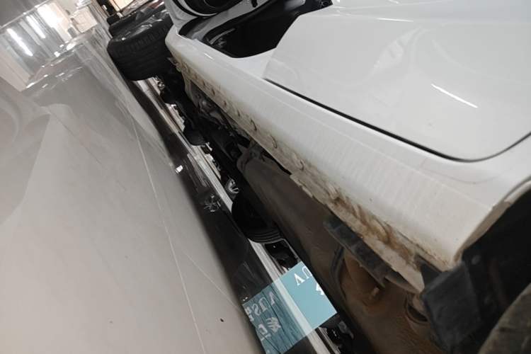 Used BYD Song 2020 Classic Edition 1.5T Manual Luxury Model Left Side Sill