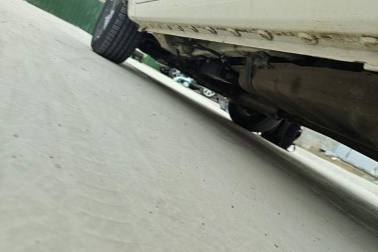 Used BYD Song 2020 Classic Edition 1.5T Manual Luxury Model Left Side Sill