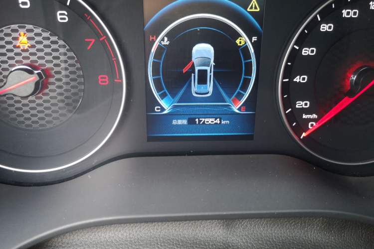 Used BYD Song 2020 Classic Edition 1.5T Automatic Elite Model Odometer Close Up