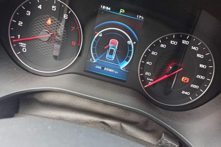 Used BYD Song 2020 Classic Edition 1.5T Automatic Elite Model Odometer Close Up
