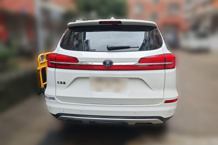 Used BYD Song 2020 Classic Edition 1.5T Manual Luxury Model Rear