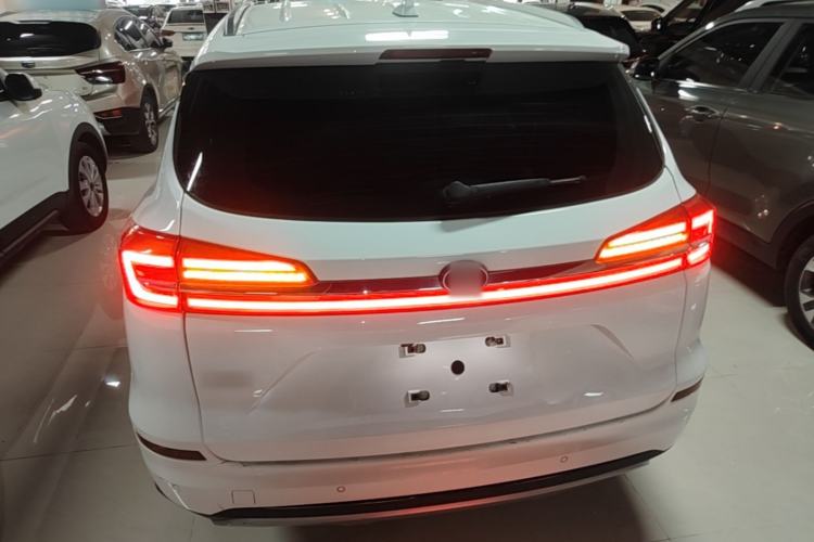 Used BYD Song 2020 Classic Edition 1.5T Manual Luxury Model Rear