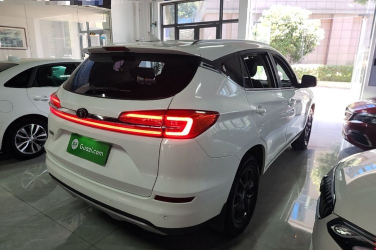 Used BYD Song 2020 Classic Edition 1.5T Manual Luxury Model Rear Right 45 Deg