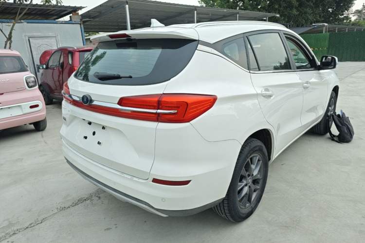 Used BYD Song 2020 Classic Edition 1.5T Manual Luxury Model Rear Right 45 Deg