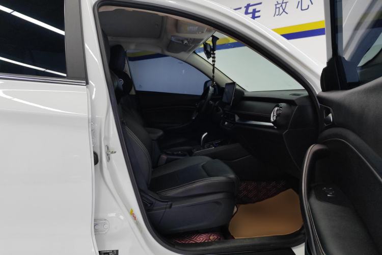 Used BYD Song 2020 Classic Edition 1.5T Automatic Elite Model Right Front Seat