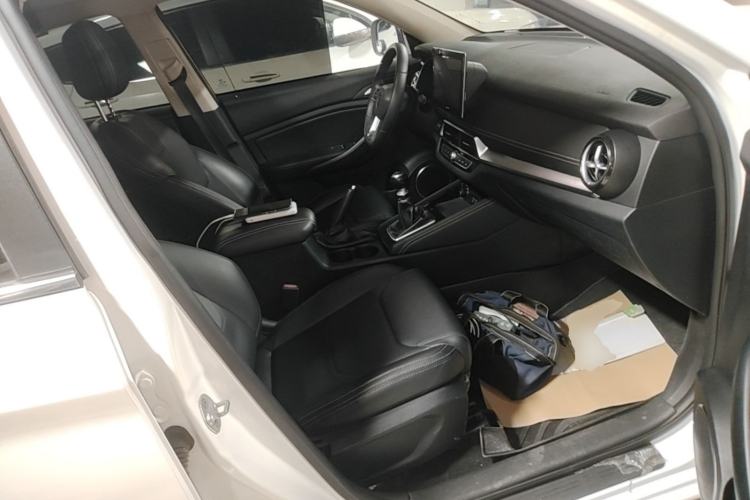 Used BYD Song 2020 Classic Edition 1.5T Manual Luxury Model Right Front Seat