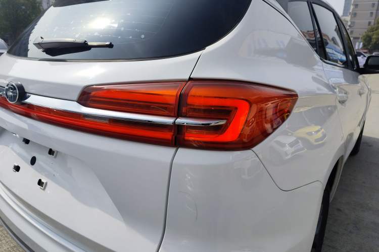 Used BYD Song 2020 Classic Edition 1.5T Automatic Elite Model Right Rear Taillight