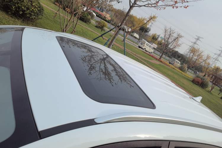 Used BYD Song 2020 Classic Edition 1.5T Automatic Elite Model Roof