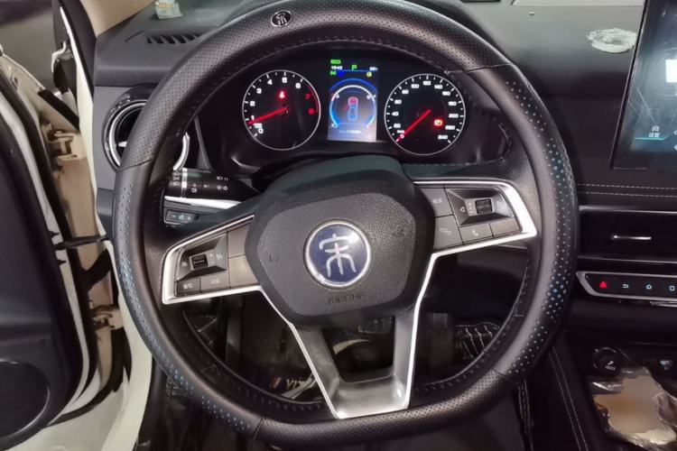 Used BYD Song 2020 Classic Edition 1.5T Automatic Elite Model Steering Wheel